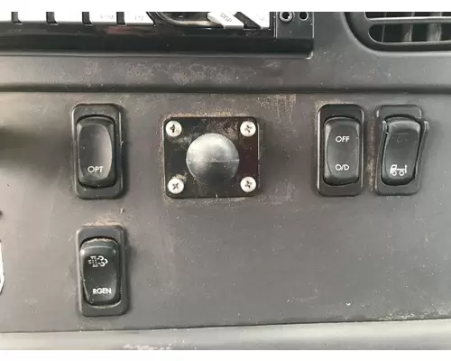 FREIGHTLINER M2-106 Dash Assembly