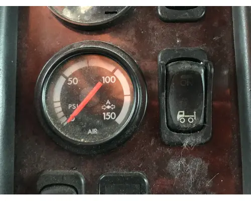 FREIGHTLINER M2-106 Dash Assembly