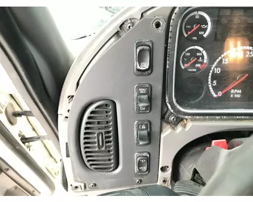 FREIGHTLINER M2-106 Dash Assembly