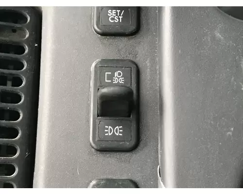 FREIGHTLINER M2-106 Dash Assembly