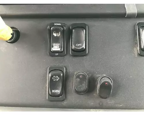 FREIGHTLINER M2-106 Dash Assembly
