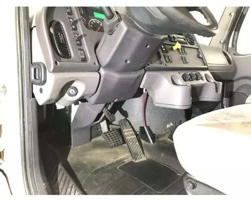 FREIGHTLINER M2-106 Dash Assembly