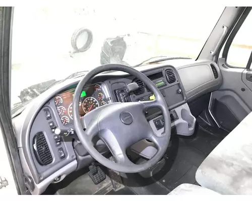 FREIGHTLINER M2-106 Dash Assembly