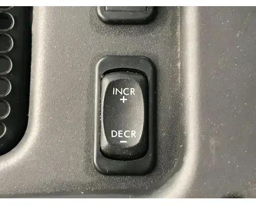 FREIGHTLINER M2-106 Dash Assembly