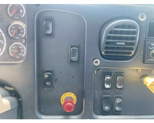 FREIGHTLINER M2-106 Dash Assembly