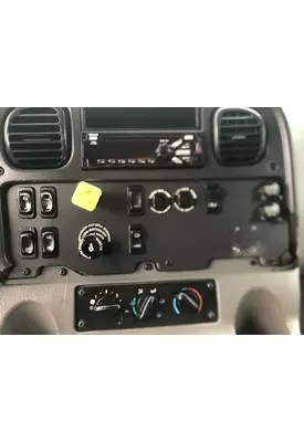 FREIGHTLINER M2-106 Dash Assembly