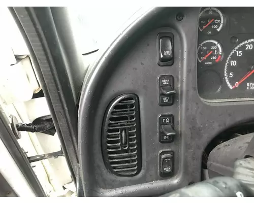 FREIGHTLINER M2-106 Dash Assembly