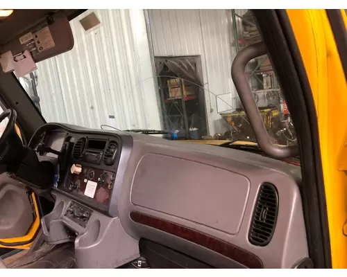 FREIGHTLINER M2-106 Dash Assembly