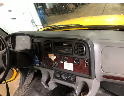 FREIGHTLINER M2-106 Dash Assembly