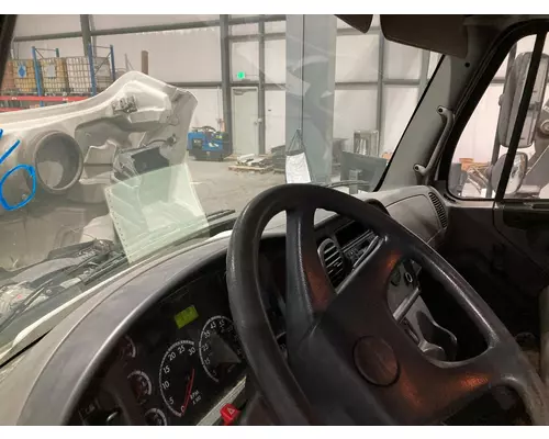 FREIGHTLINER M2-106 Dash Assembly