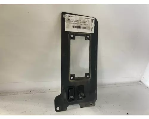 FREIGHTLINER M2-106 Dash Assembly
