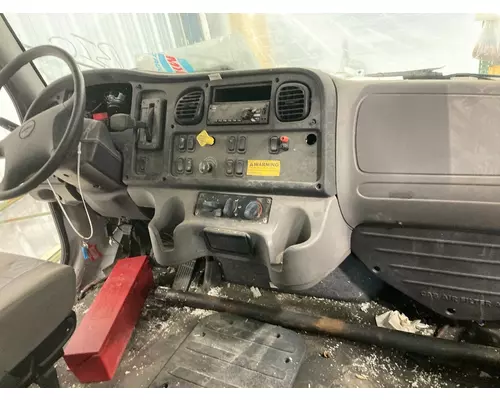 FREIGHTLINER M2-106 Dash Assembly