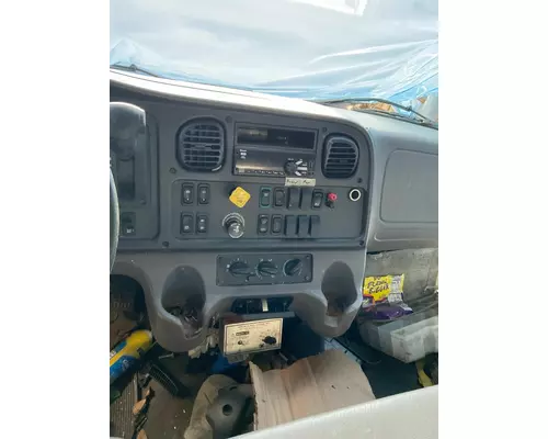 FREIGHTLINER M2 106 Dash Assembly