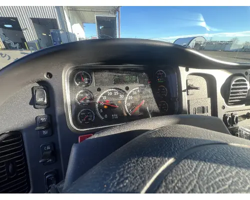 FREIGHTLINER M2 106 Dash Assembly