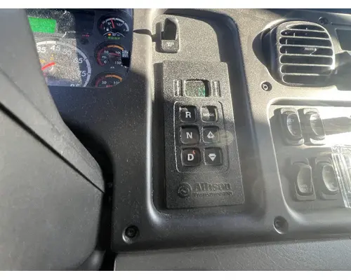 FREIGHTLINER M2 106 Dash Assembly
