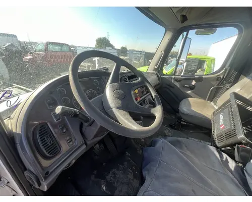 FREIGHTLINER M2 106 Dash Assembly