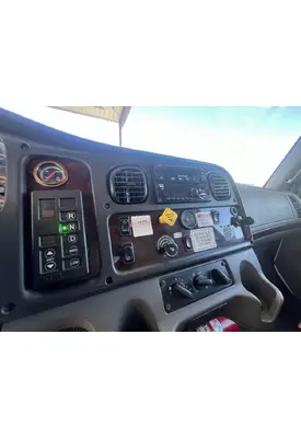 FREIGHTLINER M2 106 Dash Bezel