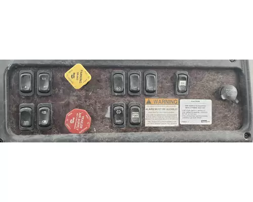 FREIGHTLINER M2 106 Dash Panel