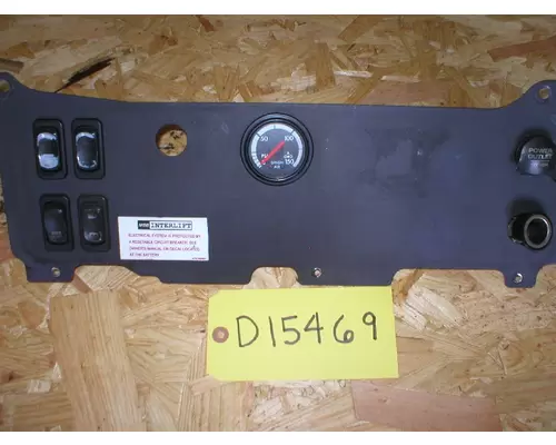 FREIGHTLINER M2-106 Dash Panel