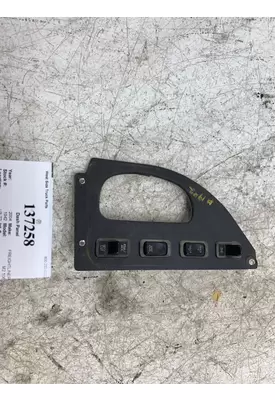 FREIGHTLINER M2 106 Dash Panel