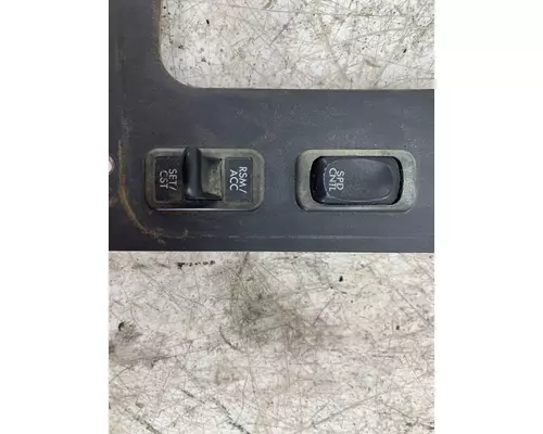 FREIGHTLINER M2 106 Dash Panel