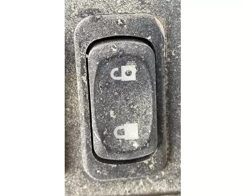 FREIGHTLINER M2 106 DashConsole Switch