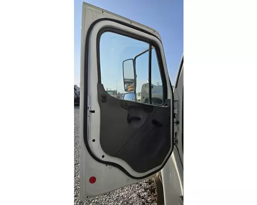 FREIGHTLINER M2 106 Door Assembly, Front