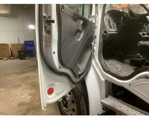 FREIGHTLINER M2-106 Door Assembly, Front