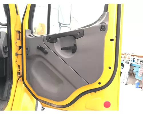 FREIGHTLINER M2-106 Door Assembly, Front