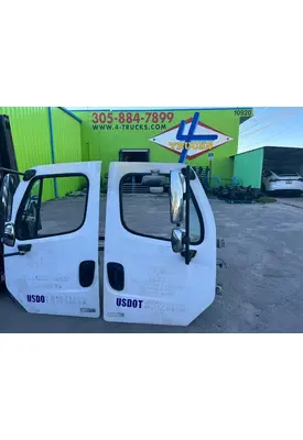 FREIGHTLINER M2 106 Door Assembly, Front