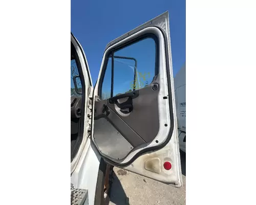 FREIGHTLINER M2 106 Door Assembly, Front