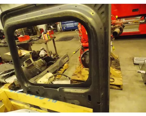 FREIGHTLINER M2 106 Door Assembly, Front