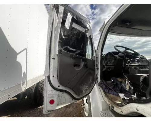 FREIGHTLINER M2 106 Door Assembly, Front