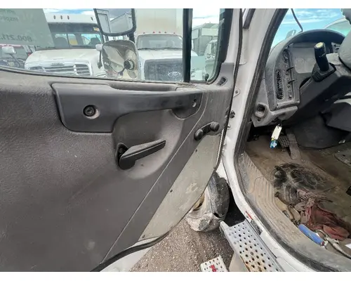 FREIGHTLINER M2 106 Door Assembly, Front