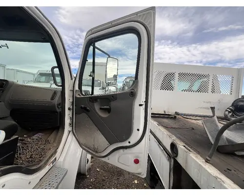 FREIGHTLINER M2 106 Door Assembly, Front