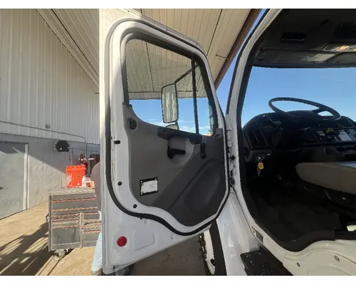 FREIGHTLINER M2 106 Door Assembly, Front