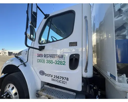 FREIGHTLINER M2 106 Door Assembly, Front