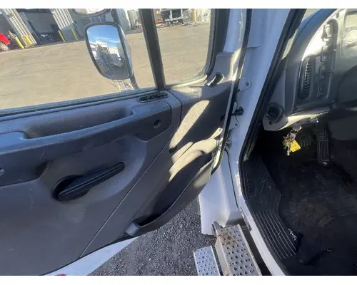 FREIGHTLINER M2 106 Door Assembly, Front