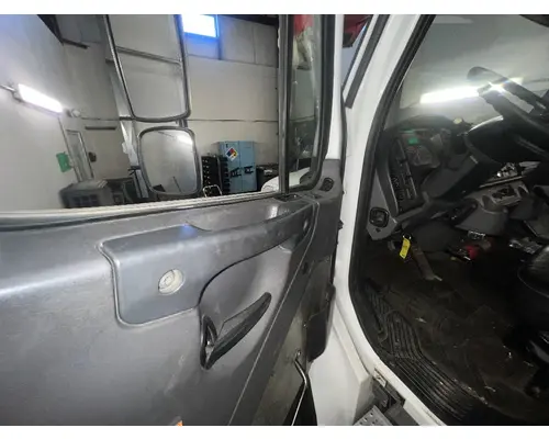 FREIGHTLINER M2 106 Door Assembly, Front