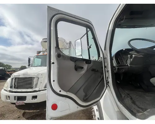 FREIGHTLINER M2 106 Door Assembly, Front