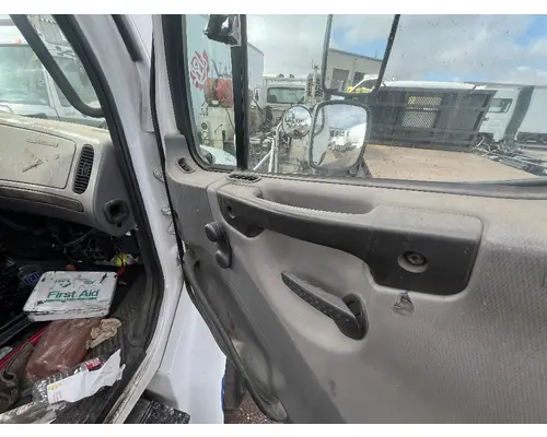 FREIGHTLINER M2 106 Door Assembly, Front