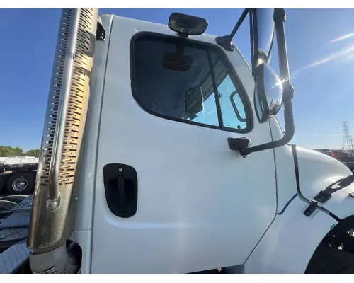 FREIGHTLINER M2 106 Door Assembly, Front