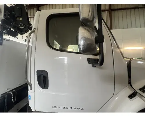 FREIGHTLINER M2 106 Door Assembly, Front