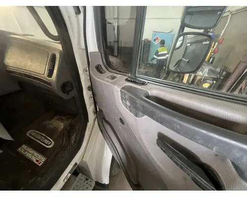 FREIGHTLINER M2 106 Door Assembly, Front