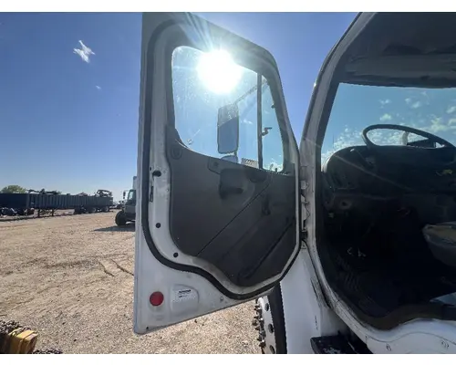 FREIGHTLINER M2 106 Door Assembly, Front