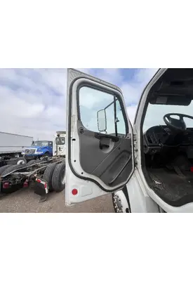 FREIGHTLINER M2 106 Door Assembly, Front