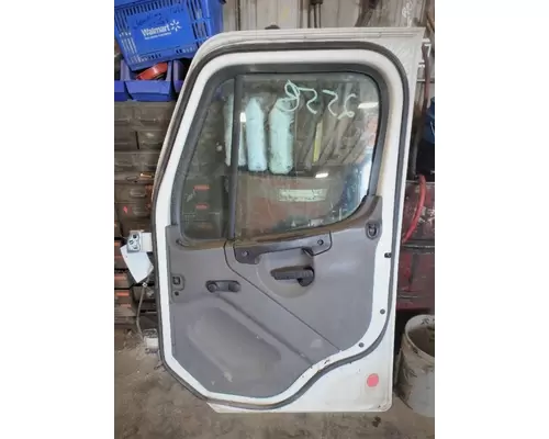 FREIGHTLINER M2 106 Door Assembly, Front