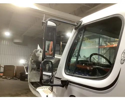FREIGHTLINER M2-106 Door Mirror