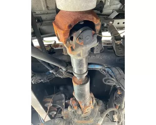 FREIGHTLINER M2 106 Drive Shaft, Rear