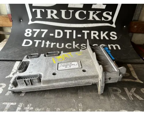 FREIGHTLINER M2 106 ECM (Body Control Module)